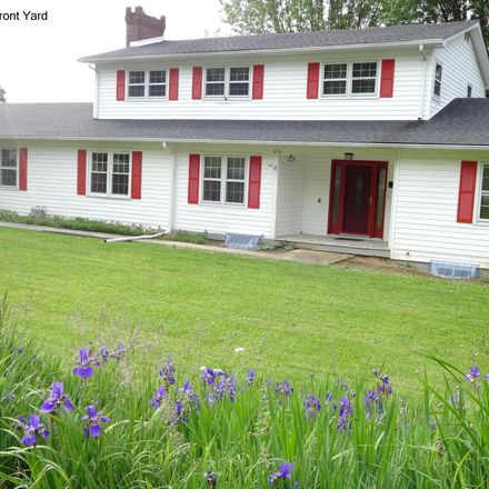 Rent this 5 bed house on 200 Holly Street in Marion, Smyth County