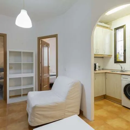 Image 2 - Calle de Ruiz, 28010 Madrid, Spain - Apartment for rent