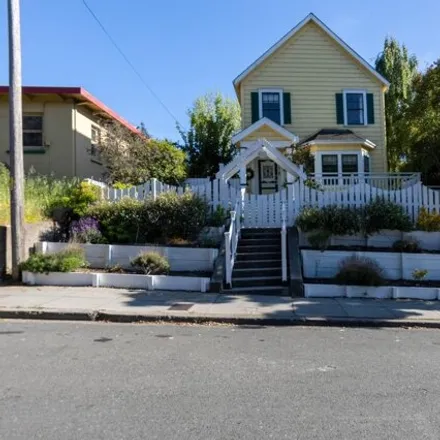 Buy this 4 bed house on 631 Carolina Street in Vallejo, CA 94590