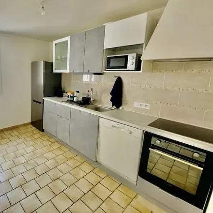 Rent this 2 bed apartment on 37300 Joué-lès-Tours