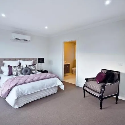 Image 5 - Flinders Street, Coburg VIC 3058, Australia - Apartment for rent