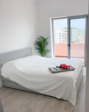Image 7 - Dona Tosta, Avenida 1º de Maio 42, 2825-337 Costa da Caparica, Portugal - Room for rent