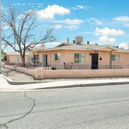 Buy this 5 bed house on 1230 E Griggs Ave in Las Cruces, New Mexico
