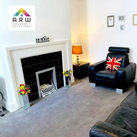 Rent this 3 bed townhouse on Gwenfron Road in Liverpool, L6 9AL