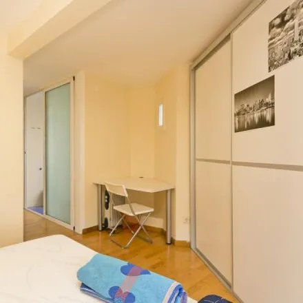 Image 3 - Carrer d'Aragó, 205, 08001 Barcelona, Spain - Apartment for rent