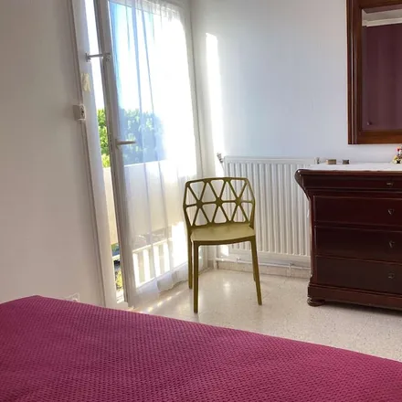 Rent this 2 bed apartment on Balaruc Les Bains in 20 Avenue du Port, 34540 Balaruc-les-Bains