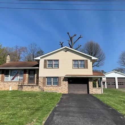 Buy this 3 bed house on 153 Parkside Drive in Belmont, Richland Township