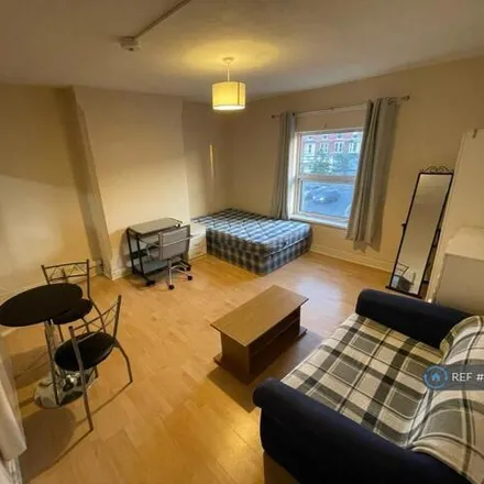 Rent this studio apartment on Beijing Chef in 8-10 Alfreton Road, Nottingham