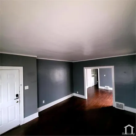 Rent this 2 bed townhouse on Woodward / Gratiot NS (NB) in Woodward Avenue, Detroit