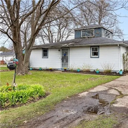 Buy this 3 bed house on 243 Woodridge Road in Vermilion-on-the-Lake, Vermilion