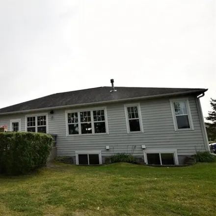 Image 4 - 1237 Elk Street Northwest, Warroad, Roseau County, MN 56763, USA - House for sale