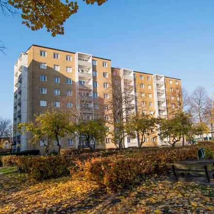 Rent this 3 bed apartment on Västra Hindbyvägen 3a in 214 57 Malmo, Sweden