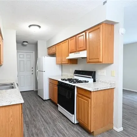 Image 8 - 5008 Mashie Cove, Austin, TX 78744, USA - Apartment for rent