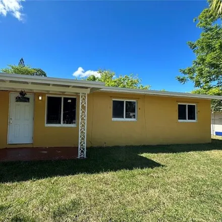 Image 2 - 1535 NW 17th St, Fort Lauderdale, Florida, 33311 - House for sale