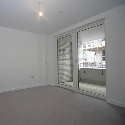 Image 6 - 9 The Boulevard, London, IG11 0ZR, United Kingdom - Apartment for rent
