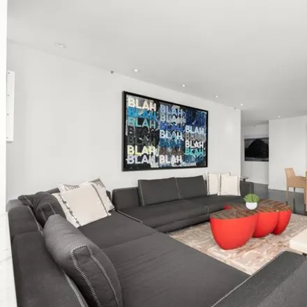 Image 3 - The Saville, East 77th Street, New York, NY 10021, USA - Condo for sale