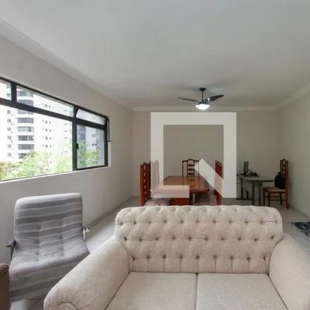 Rent this 3 bed apartment on Rua Cubatão in Pitangueiras, Guarujá - SP