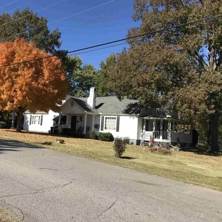 Image 4 - 65 Davis St, Savannah, Tennessee, 38372 - House for sale