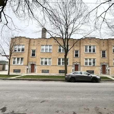 Rent this 1 bed apartment on 948-956 North Kildare Avenue in Chicago, IL 60641