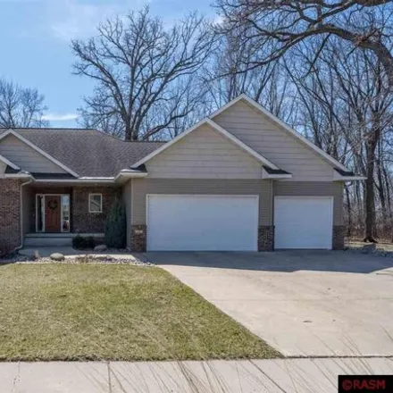 Buy this 4 bed house on 163 Oak Marsh Drive in University Park, Mankato