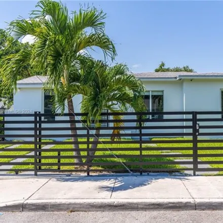 Image 2 - 15 Nw 52nd St, Miami, Florida, 33127 - House for sale