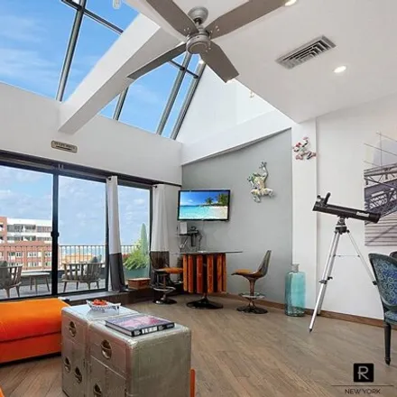 Buy this studio apartment on 10 Bay Street Landing in New York, NY 10301