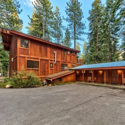 Image 8 - VLI Trail, Donner Lake Village, Truckee, CA, USA - House for sale