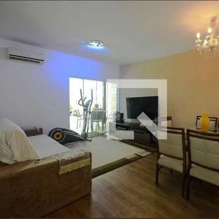 Buy this 5 bed house on Rua Órcadas in Jardim Carioca, Região Geográfica Intermediária do Rio de Janeiro - RJ