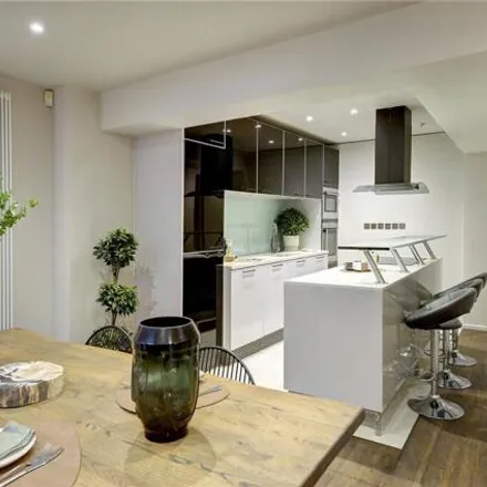 Image 7 - 8 St Andrew's Place, London, NW1 4LB, United Kingdom - Apartment for sale