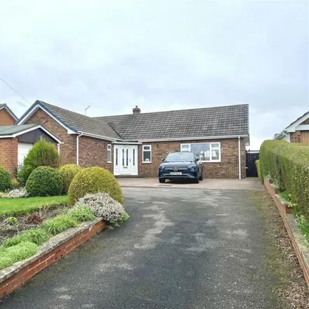 Rent this 3 bed house on Saville Road in Dodworth, S75 3PZ