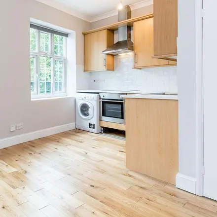 Rent this 1 bed apartment on Travelodge in 10-42 King's Cross Road, London