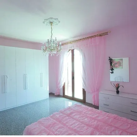 Rent this 2 bed apartment on 97016 Pozzallo RG