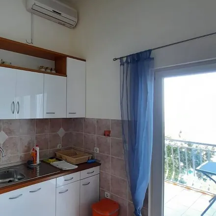 Image 2 - Općina Rogoznica, Šibenik-Knin County, Croatia - Apartment for rent