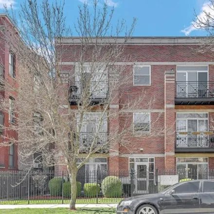 Buy this 3 bed condo on 4908 South Vincennes Avenue in Chicago, IL 60653