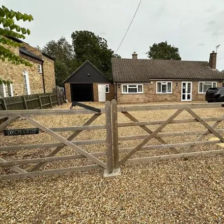 Buy this 4 bed house on School Lane in South Cambridgeshire, CB25 9PW