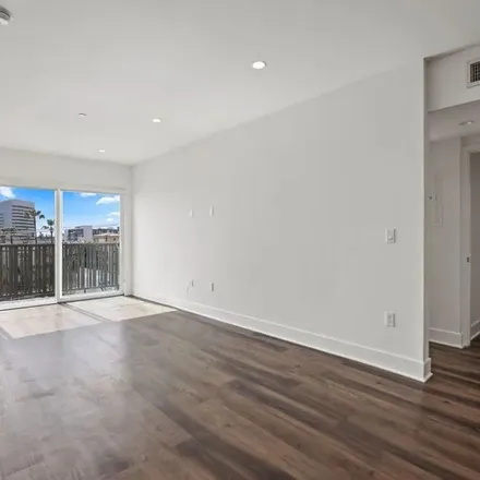 Image 3 - 1235 South Westgate Avenue, Los Angeles, CA 90025, USA - Apartment for rent