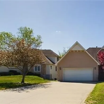 Buy this 4 bed house on 502 Edgewood Drive in Warrensburg, MO 64093