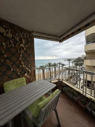 Buy this 3 bed apartment on Esmeralda in Avenida de los Marineros, 14