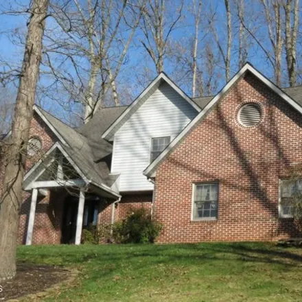 Buy this 3 bed house on 102 Chestnut Hill Road in Emory Hills, Oak Ridge