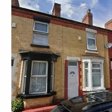 Rent this 2 bed townhouse on Moorland Road in Birkenhead, CH42 5NX