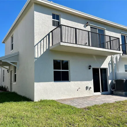 Image 3 - 764 Southeast 19th Street, Homestead, FL 33034, USA - Townhouse for rent