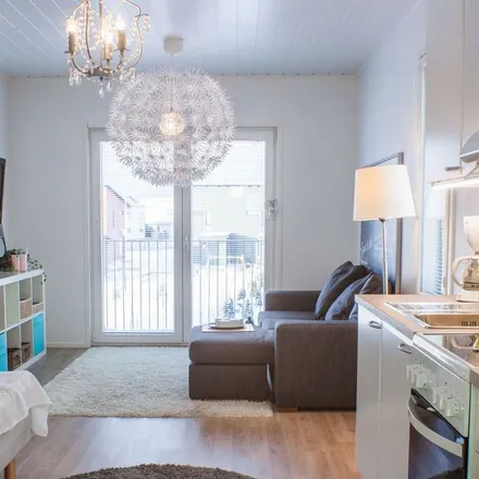 Rent this 1 bed townhouse on Liinaharjankatu 9 in 40200 Jyväskylä, Finland