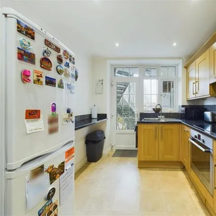 Image 5 - Downview Court, High Beeches, Worthing, BN11 4TJ, United Kingdom - Apartment for sale