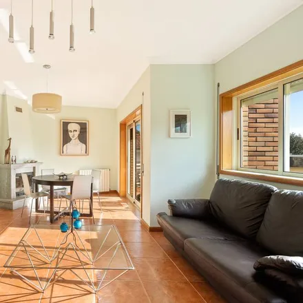 Rent this 2 bed apartment on Rua Francisco Cândido Portugal in 4400-216 Vila Nova de Gaia, Portugal
