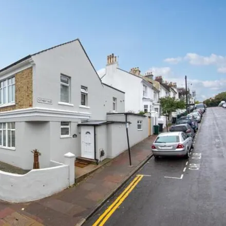 Image 2 - Evelyn Terrace, Brighton, BN2 0EP, United Kingdom - Townhouse for rent