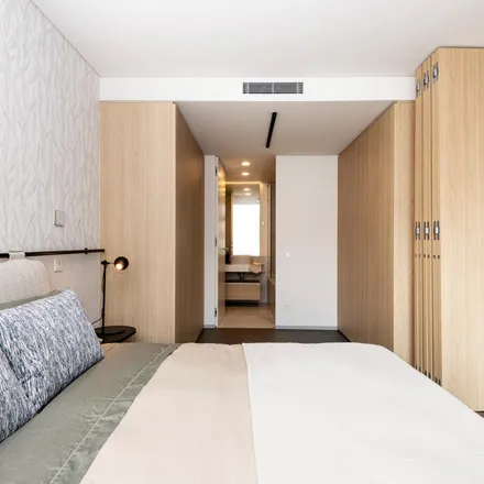 Rent this 2 bed apartment on Edíficio Principal in Rua Padre Luís Aparício, 1150-137 Lisbon