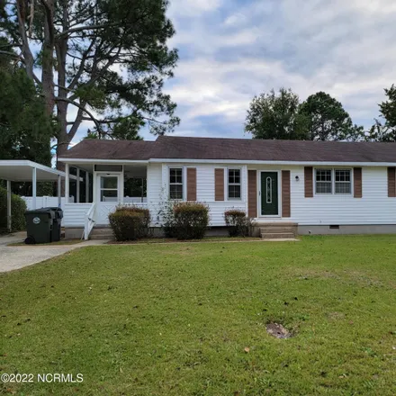 Buy this 3 bed house on 404 Dove Place in Handley Acres, Goldsboro