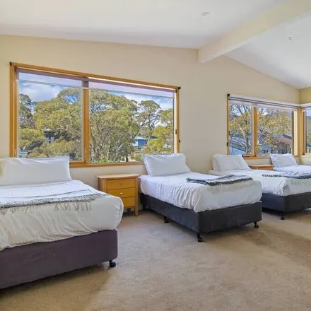Rent this 3 bed house on Crackenback Peak Fire Trail in Jindabyne NSW 2627, Australia