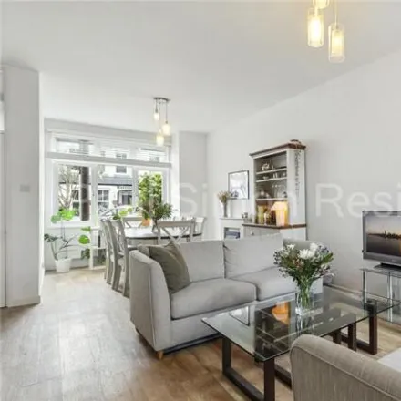 Image 3 - Beechfield Road, London, N4 1PD, United Kingdom - Townhouse for sale