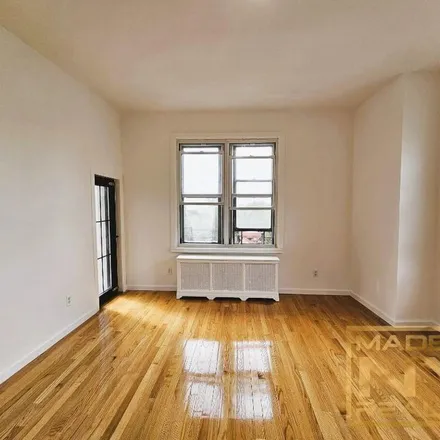 Image 4 - 80-19 Park Lane, New York, NY 11415, USA - Apartment for rent